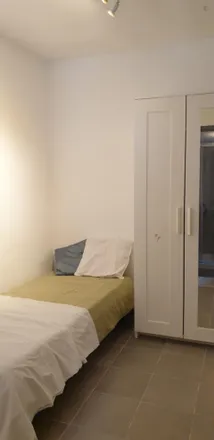 Rent this 2 bed apartment on Calle de Herrera in 28029 Madrid, Spain