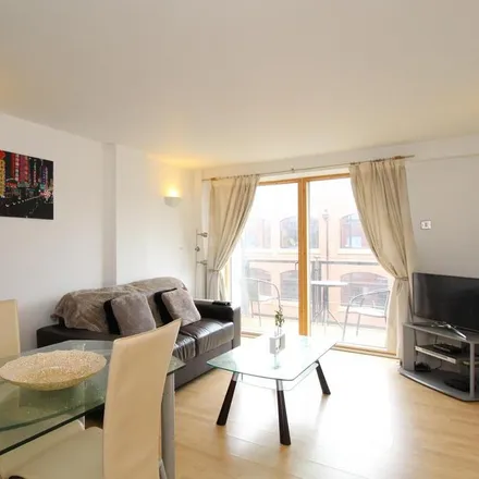 Rent this 2 bed apartment on Concordia Street in Leeds, LS1 4ES