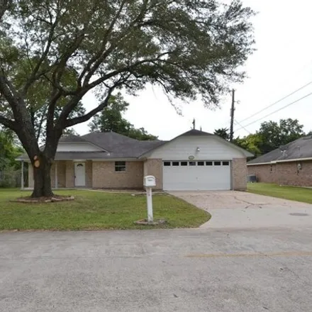 Buy this 3 bed house on 459 Highlands Woods Drive in Highlands, Harris County