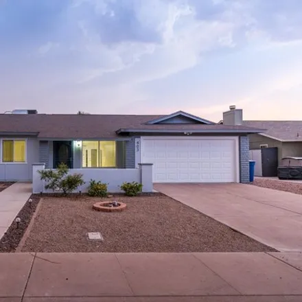 Buy this 3 bed house on 483 West Mesquite Street in Chandler, AZ 85225