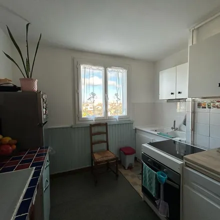 Image 2 - 83 Avenue du Grand Charran, 26000 Valence, France - Apartment for rent