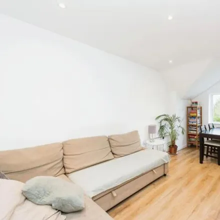 Buy this 1 bed apartment on Park Road in London, SW19 2HT