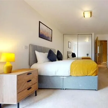 Image 7 - 61 Glenthorne Road, London, W6 0LN, United Kingdom - Room for rent