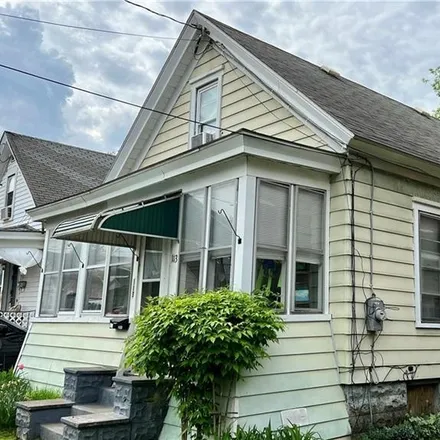 Buy this 2 bed house on 113 Lawrence Street in City of Syracuse, NY 13208