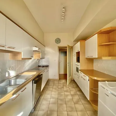 Rent this 2 bed apartment on Avenue Gabriel Emile Lebon - Gabriel Emile Lebonlaan 115 in 1160 Auderghem - Oudergem, Belgium