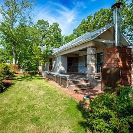 Image 4 - 2 Point Cir, Little Rock, Arkansas, 72205 - House for sale