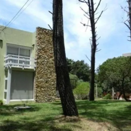 Buy this 3 bed house on Albatros in Partido de Villa Gesell, Mar de las Pampas