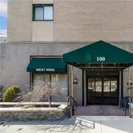 Image 1 - 100, East Hartsdale Avenue, Hartsdale, Greenburgh, NY 10530, USA - Apartment for rent