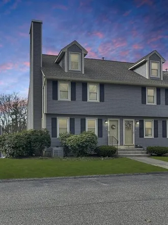 Buy this 3 bed townhouse on 38 Highbridge Hill in Nashua, NH 03063