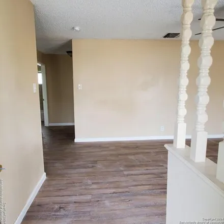 Image 4 - 2014 Anchor Drive, San Antonio, TX 78213, USA - Apartment for rent