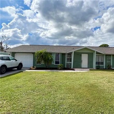 Image 1 - 3485 Beacon Drive, Port Charlotte, FL 33980, USA - House for sale