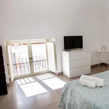 Rent this 1 bed apartment on Scuola Svizzera Catania in Via Monaca Santa, 95128 Catania