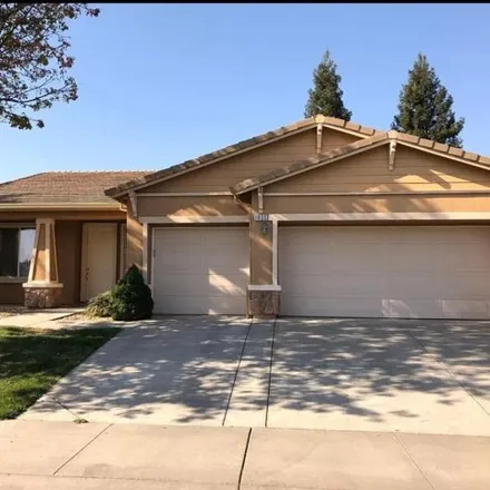 Buy this 3 bed house on 1935 Kingston Dr in Dixon, California