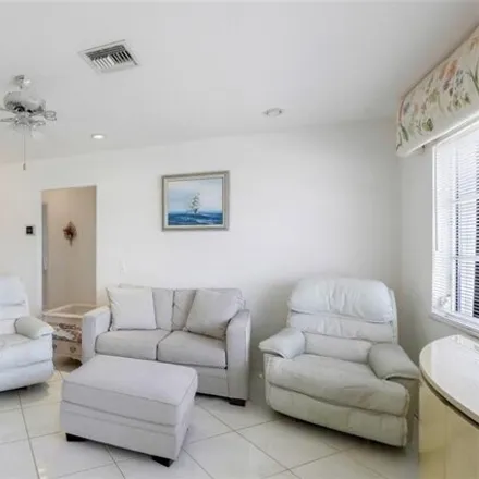 Image 7 - 834 Wintergreen Ct, Marco Island, Florida, 34145 - House for sale