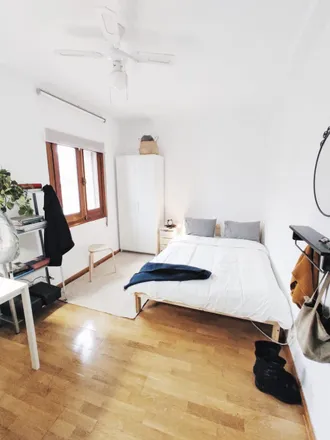 Image 4 - Calle Iturbe, 25, 28028 Madrid, Spain - Room for rent