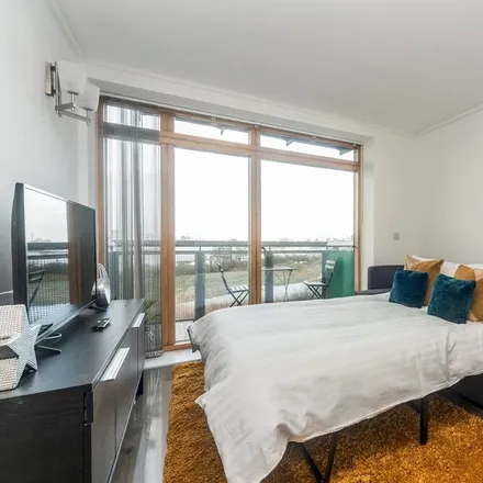 Rent this 1 bed apartment on London in SE10 0QL, United Kingdom