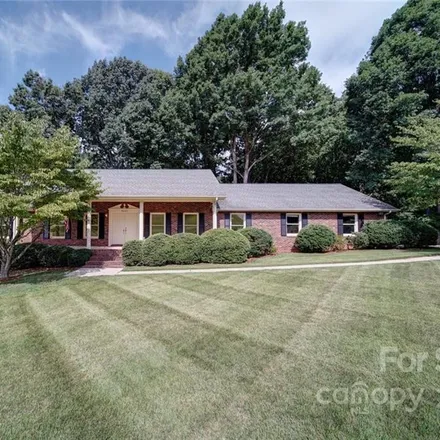 Buy this 5 bed house on 2643 Fines Creek Drive in Nelly Green Estates, Statesville