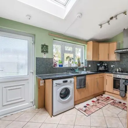 Image 5 - 2 Canning Crescent, Oxford, OX1 4XD, United Kingdom - Townhouse for sale