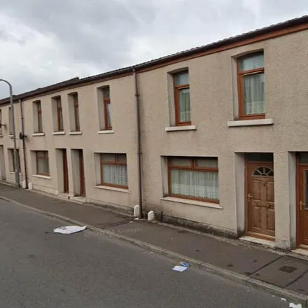 Rent this 2 bed house on Pembroke Terrace in Port Talbot, SA12 6LW