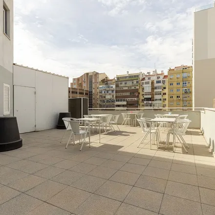 Image 9 - Avenida Defensores de Chaves 93, 1000-120 Lisbon, Portugal - Apartment for rent
