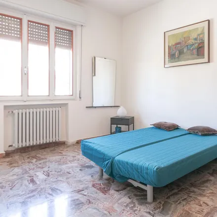 Image 4 - Via Ermete Zacconi, 20157 Milan MI, Italy - Room for rent