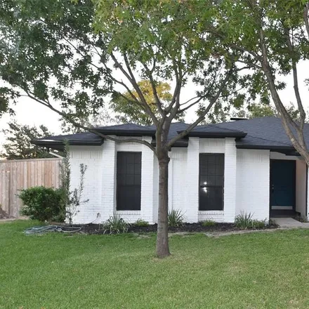 Buy this 4 bed house on 2112 Via del Plata in Carrollton, TX 75006