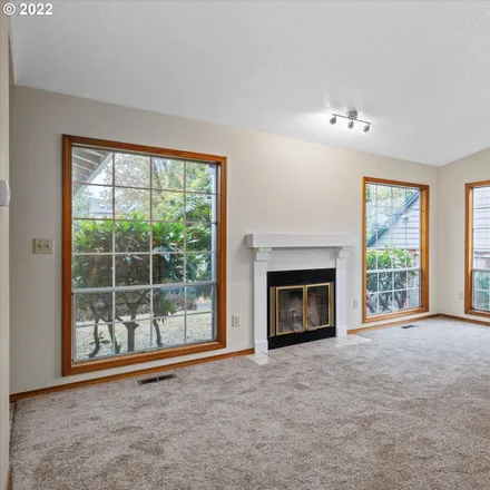 Image 5 - 1515 Jackson Street, Oregon City, OR 97045, USA - House for sale