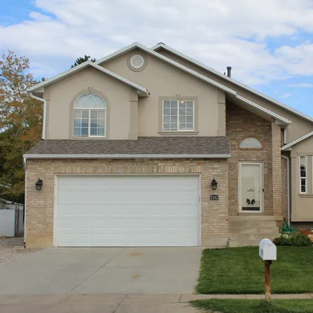 Buy this 4 bed house on 2139 North 1350 West in Clinton, UT 84015