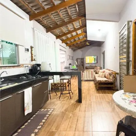 Buy this 3 bed house on Rua Taráncon in Jardim Presidente, Goiânia - GO