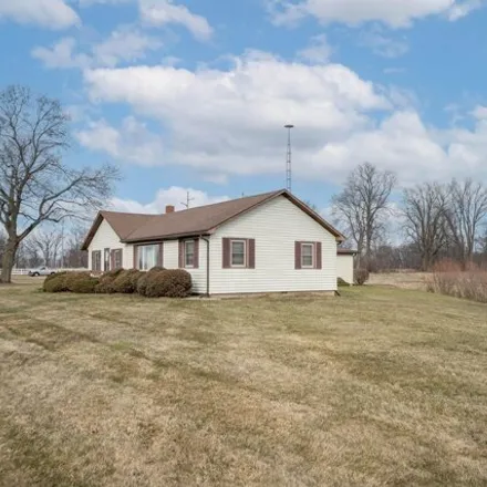 Buy this 3 bed house on 14394 15 Mile Road in Marshall Township, MI 49068