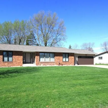 Buy this 3 bed house on 147 Crescent Drive in Manchester, IA 52057