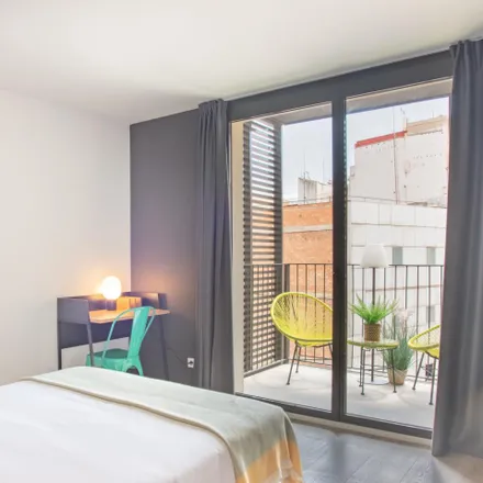 Rent this 3 bed room on Hotel Oriente in Carrer de la Unió, 08001 Barcelona