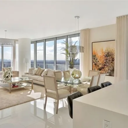 Buy this 3 bed condo on Parque Towers East in Northeast 163rd Street, Sunny Isles Beach