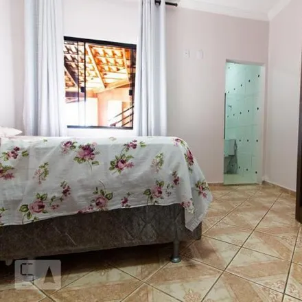 Rent this 6 bed house on Armazém São José in SHA Conjunto 1, Vila Areal