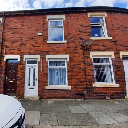 Rent this 2 bed townhouse on Layton Primary School in Lynwood Avenue, Blackpool