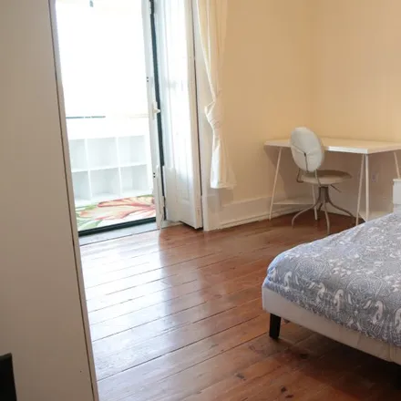 Rent this 6 bed room on Rua dos Açores in 1000-150 Lisbon, Portugal