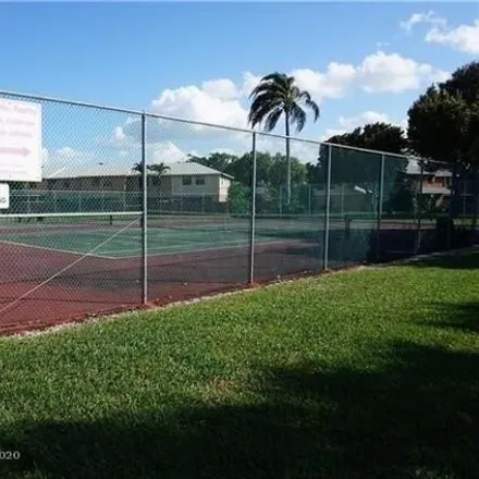 Image 4 - 317 NW 103rd Ter, Pembroke Pines, Florida, 33026 - Townhouse for sale