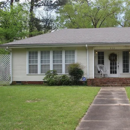 Buy this 4 bed house on 226 Perkins Lane in Batesville, Panola County