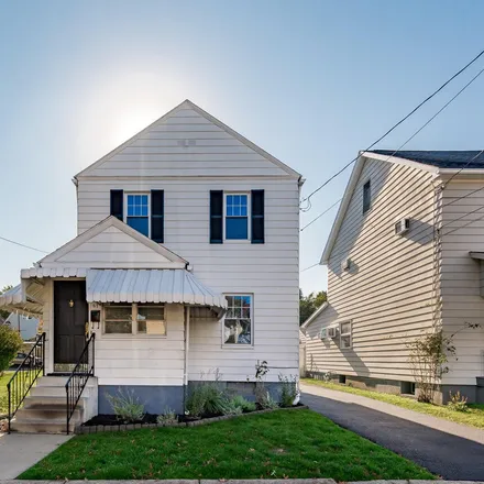 Buy this 3 bed house on 81 North Thomas Avenue in Kingston, PA 18704