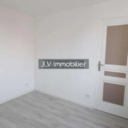 Rent this 3 bed apartment on Hôtel de Ville de Dunkerque in Place Charles Valentin, 59386 Dunkirk