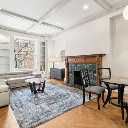 Rent this 1 bed townhouse on 14 West 86th Street in New York, NY 10024