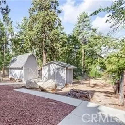 Image 8 - 25813 Cassler Drive, Idyllwild-Pine Cove, Riverside County, CA 92549, USA - House for sale