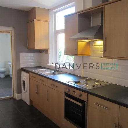 Image 3 - Noel Street, Leicester, LE3 0DG, United Kingdom - Townhouse for rent