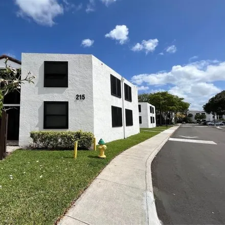 Rent this 2 bed condo on 261 Lake Pointe Drive in Broward County, FL 33309