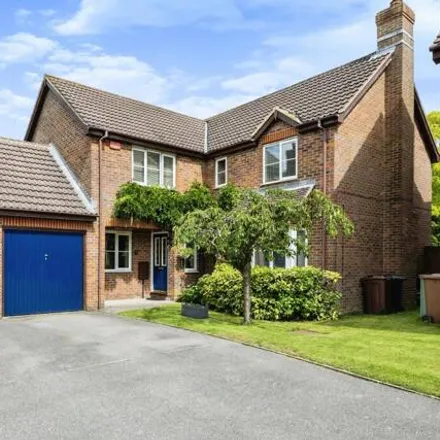 Image 1 - Conker Close, Kingsnorth, TN23 3LL, United Kingdom - House for sale