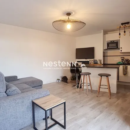 Rent this 2 bed apartment on Église Saint-Gilles in Rue Édouard Vaillant, 78390 Bois-d'Arcy