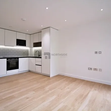 Image 4 - Beaufort Square, London, NW9 5SQ, United Kingdom - Apartment for rent