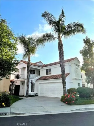 Rent this 3 bed house on 4307 Willow Glen Street in Calabasas, CA 91302