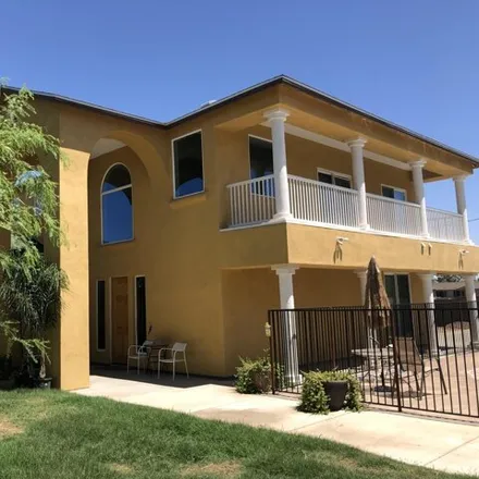 Buy this 6 bed house on 2150 West Missouri Avenue in Phoenix, AZ 85015