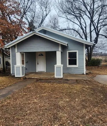 Buy this 2 bed house on 205 East Miami Avenue in Cleveland, Pawnee County
